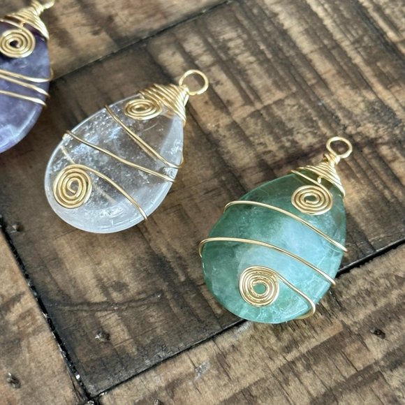 Natural Gemstone Wire Wrapped Teardrop Pendants - Crystals - Tigers Eye - Aventu - Picture 4 of 9